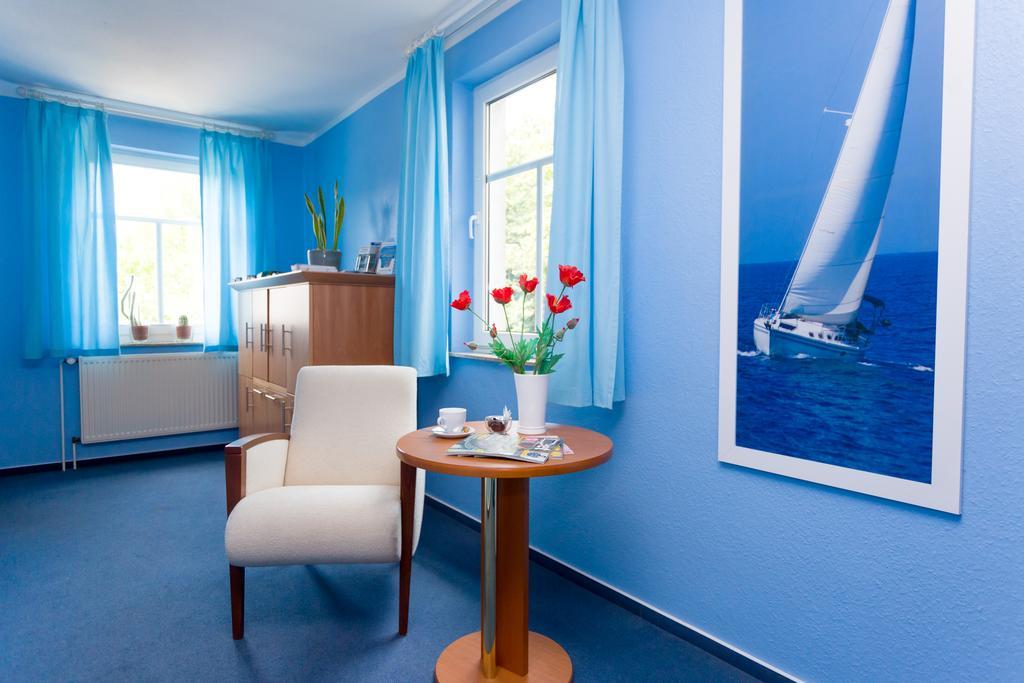 Hotel & Restaurant Am Bodden Putbus Dış mekan fotoğraf